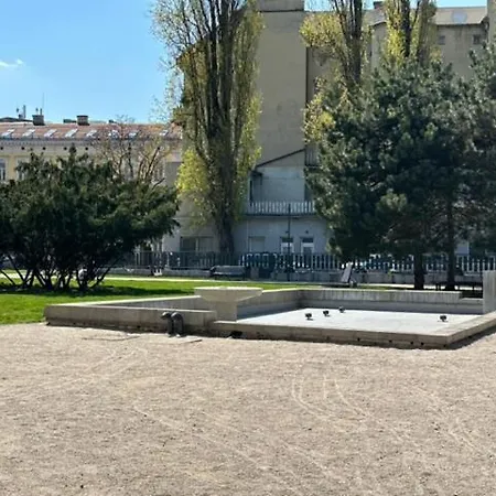 Sunny House One Bratislava