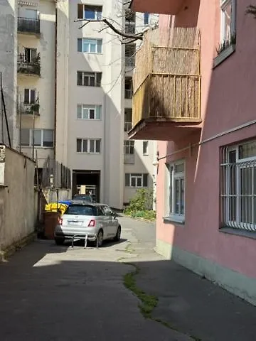 Sunny House One Pozsony